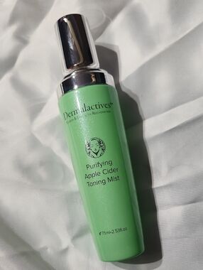 Dermalactives Purifying Apple Cider Toning Mist - Green
